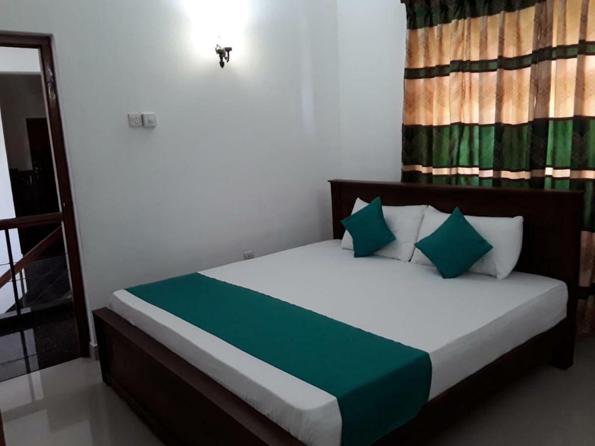 La Sachara Bed & Breakfast Kandy Luaran gambar