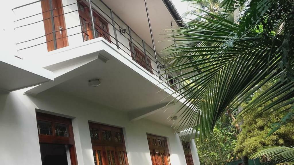 La Sachara Bed & Breakfast Kandy Luaran gambar