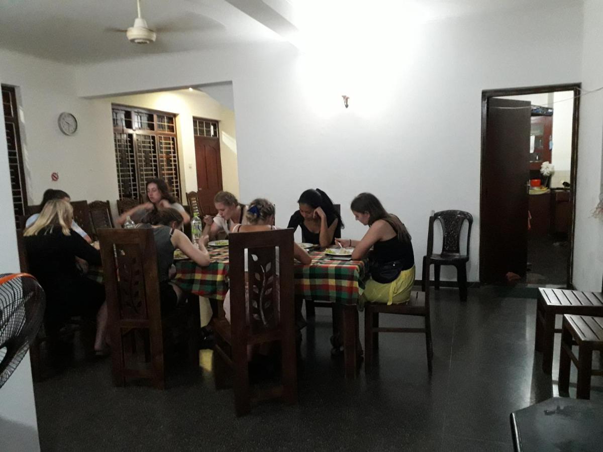 La Sachara Bed & Breakfast Kandy Luaran gambar